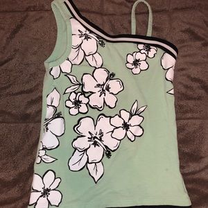 Girls size 6 Justice tank